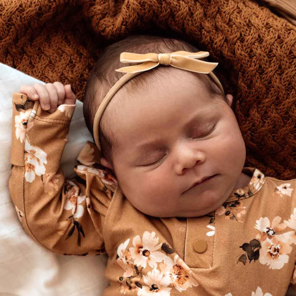 Velvet Bow - Gold
