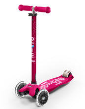 Load image into Gallery viewer, Maxi Micro Deluxe LED - 3 Wheel Scooter
