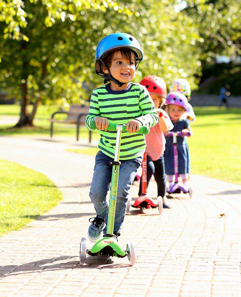 Mini Micro Deluxe - 3 Wheel Scooter