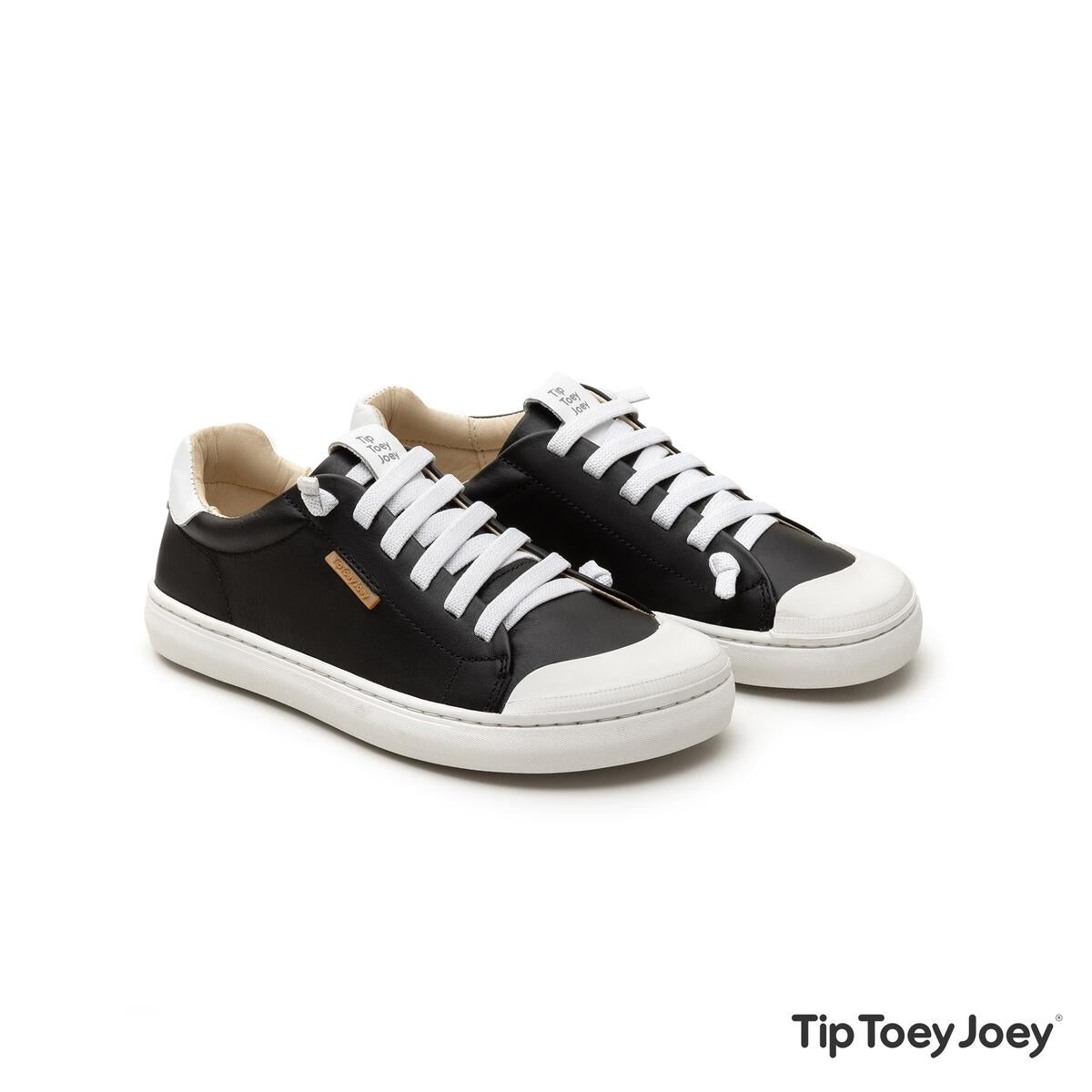 Volt - Black/White
