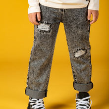Load image into Gallery viewer, Keith Ripped Jeans
