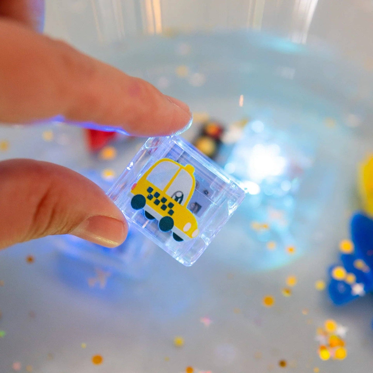 Limited Edition Light-Up Cubes, 6-Pack Auto Gift Set