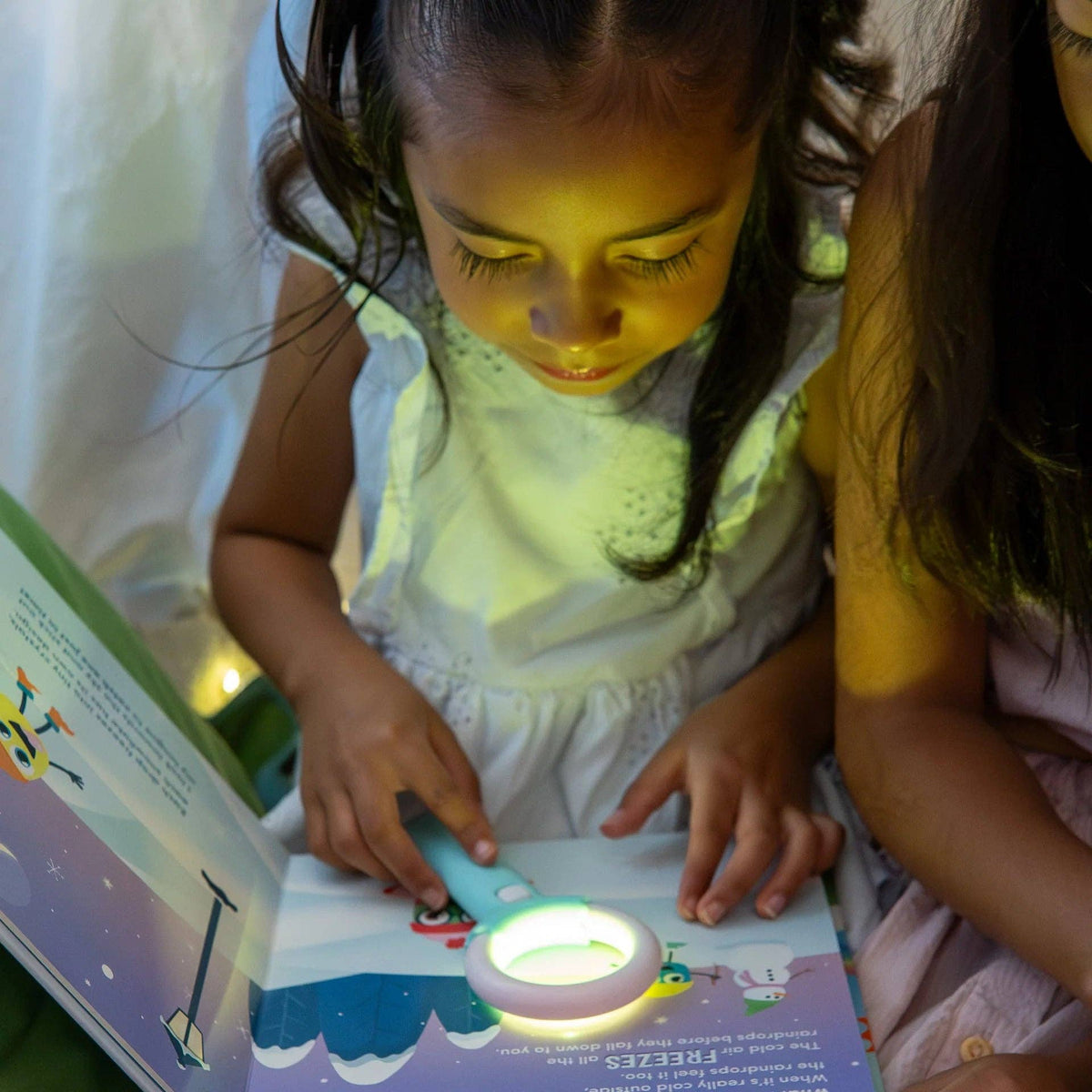 Light-Up Library™ - Alex Asks: What is the Weather?