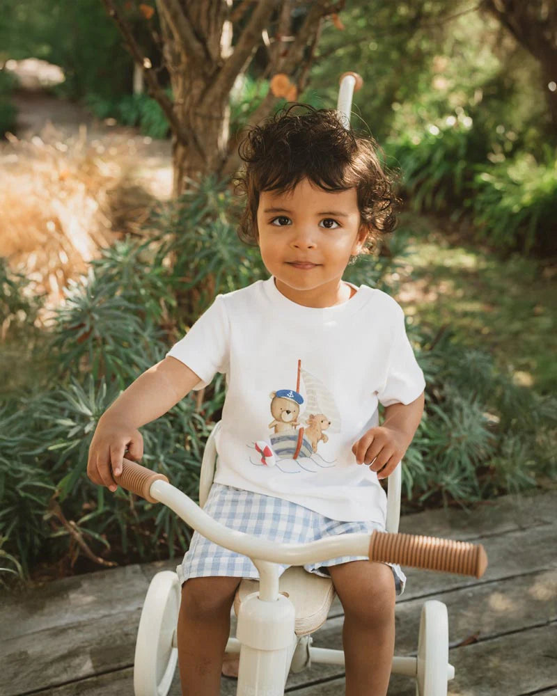 Axel Friends In Boat Organic Tee