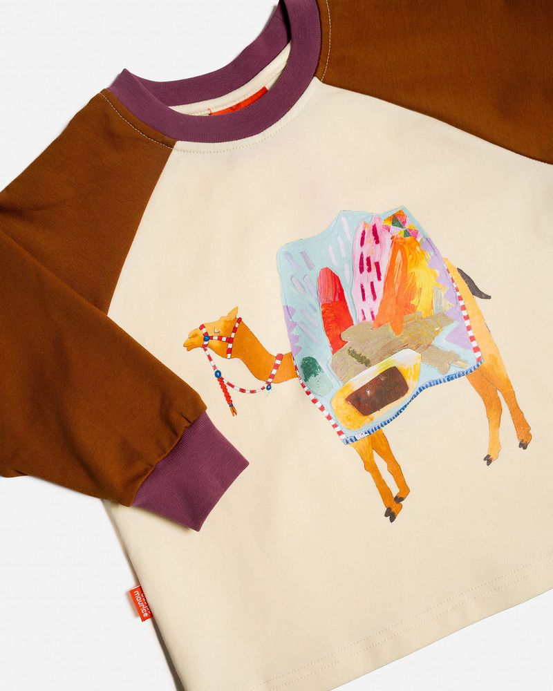 Raglan Long Sleeve T-Shirt - Carmen the Camel