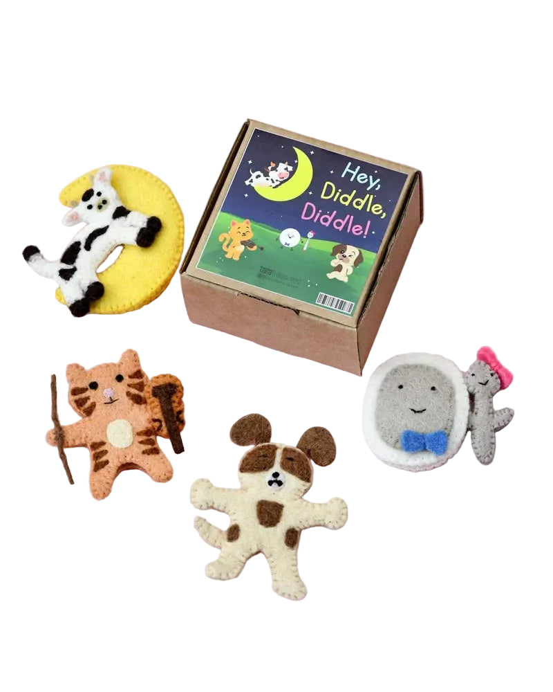 Hey Diddle Diddle Finger Puppet Set