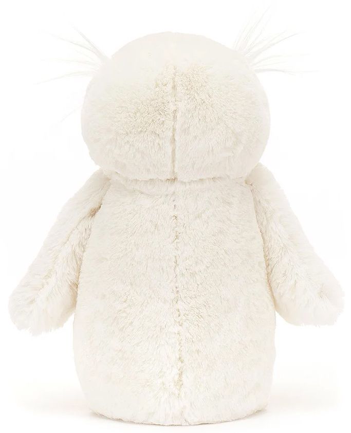 Medium Bashful Owl