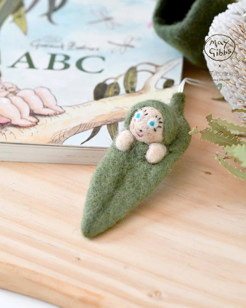 May Gibbs x Tara Treasures - Gumnut Baby Snugglepot Cuddlepie