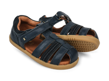 Load image into Gallery viewer, Roam Sandal - Navy
