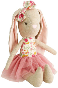 Baby Pearl Bunny - Rose Garden