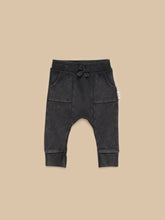 Load image into Gallery viewer, Vintage Black Pocket Drop Crotch Pant
