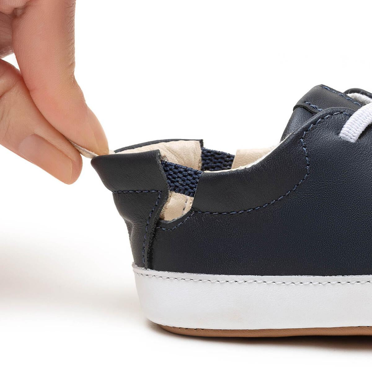 Snuggle - Navy/White