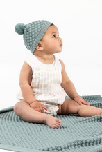 Load image into Gallery viewer, Mini Popcorn Blanket - Blue Daisy

